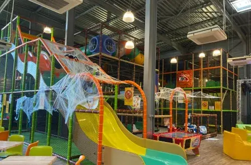 Max Aventure Oytier Saint Oblas I Parc de jeux indoor pour enfants