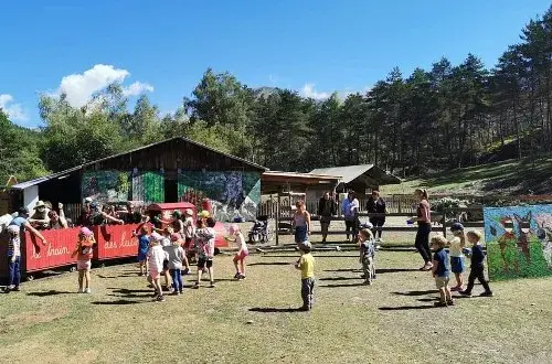 La colline des Lutins  Parc pour enfants et ferme pédagogique  Le